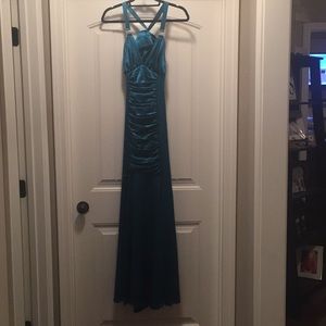 Gorgeous emerald evening dress